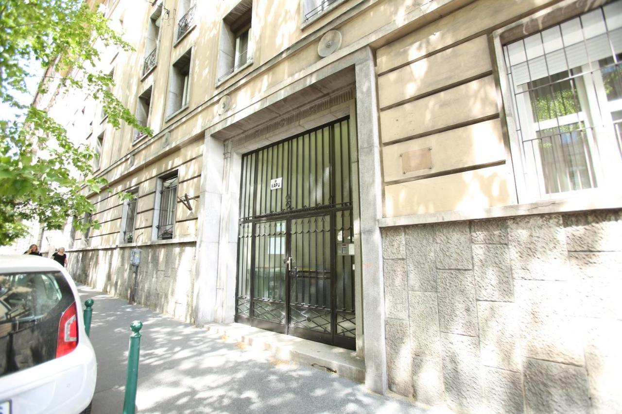Castle Courtyard Hideaway Apartamento Budapeste Exterior foto